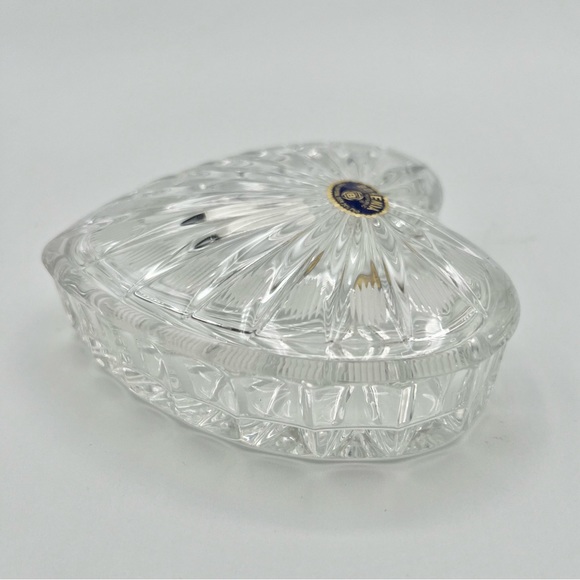 Vintage Bohemia Cut Crystal Heart Trinket Box Vanity Leaded Czech Republic - Picture 5 of 9